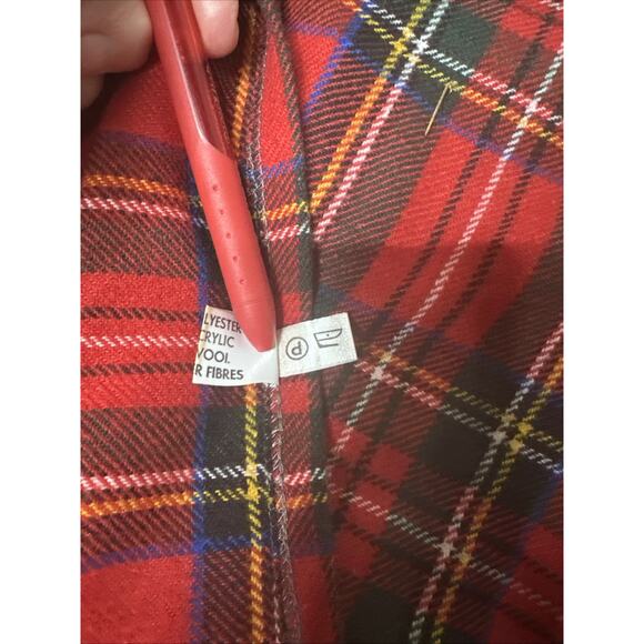 Blarney Skirt Wrap Kilt Wool Blend Red Stewart Tartan Ireland Plaid VTG Girls 28 - Picture 11 of 14
